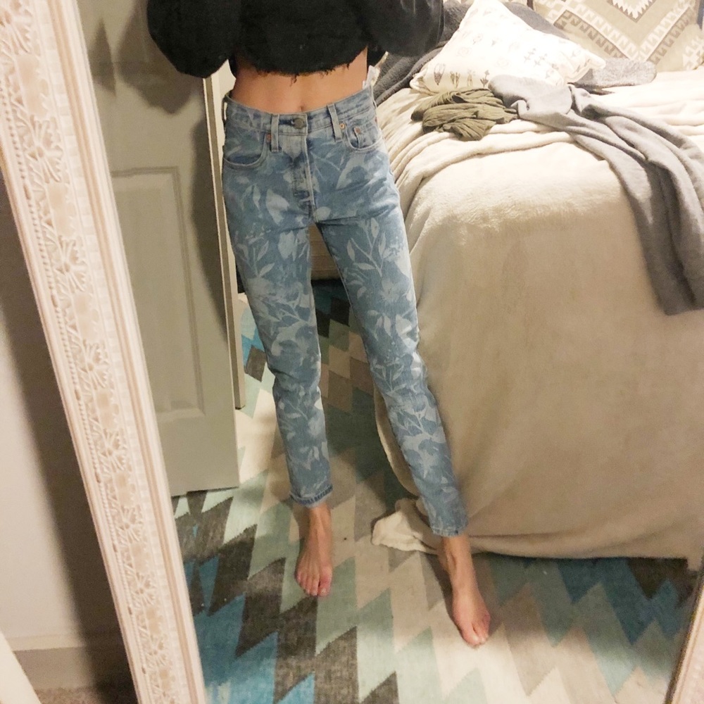 Levi 501 Floral High Waisted Jeans